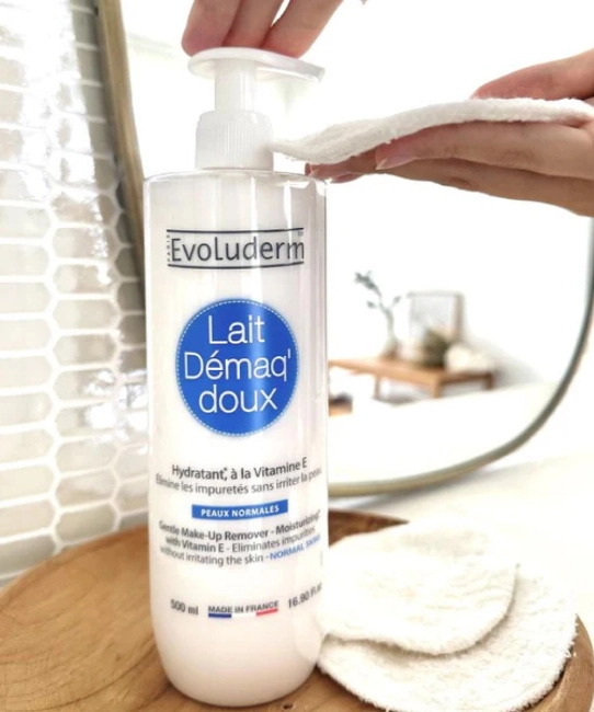 Evoluderm Молочко для снятия макияжа с витамином Е, 250мл (1)